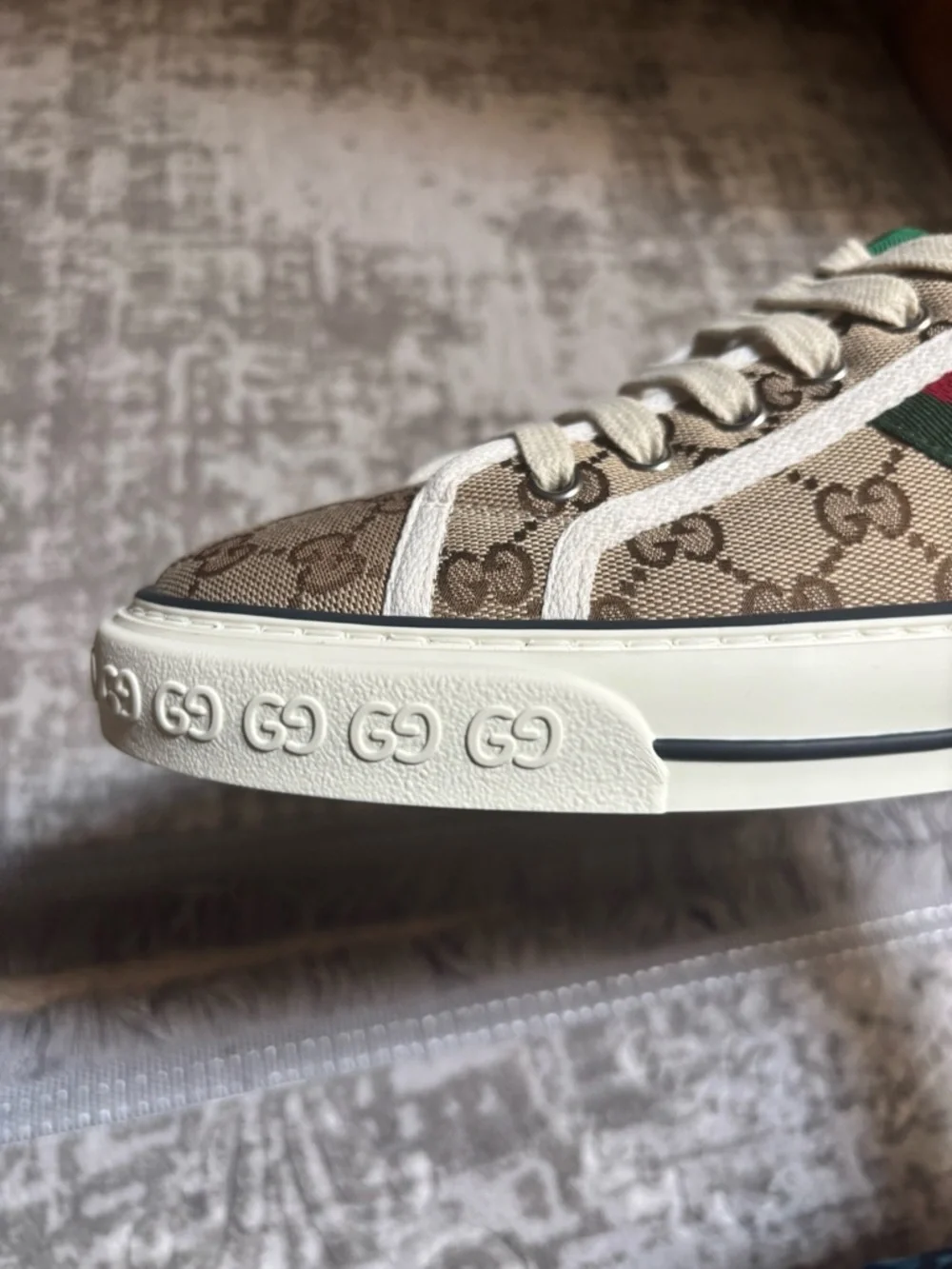 Gucci Tennis 1977 GG Canvas Sneakers Beige/Ebony Men’s 9+ 606111 HVK20 9766